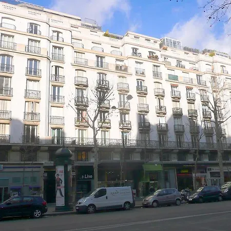 Apartment Madeleine Parijs